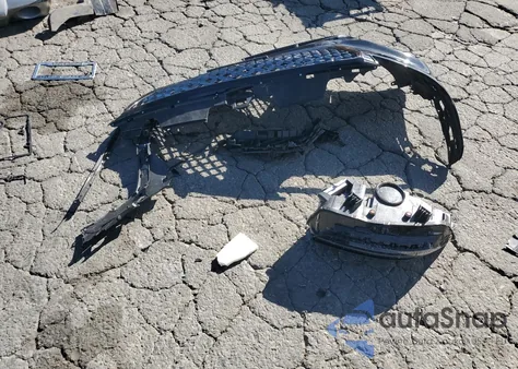 2022 Genesis Gv70 Base from USA, damaged, VIN KMUMADTB4NU049167